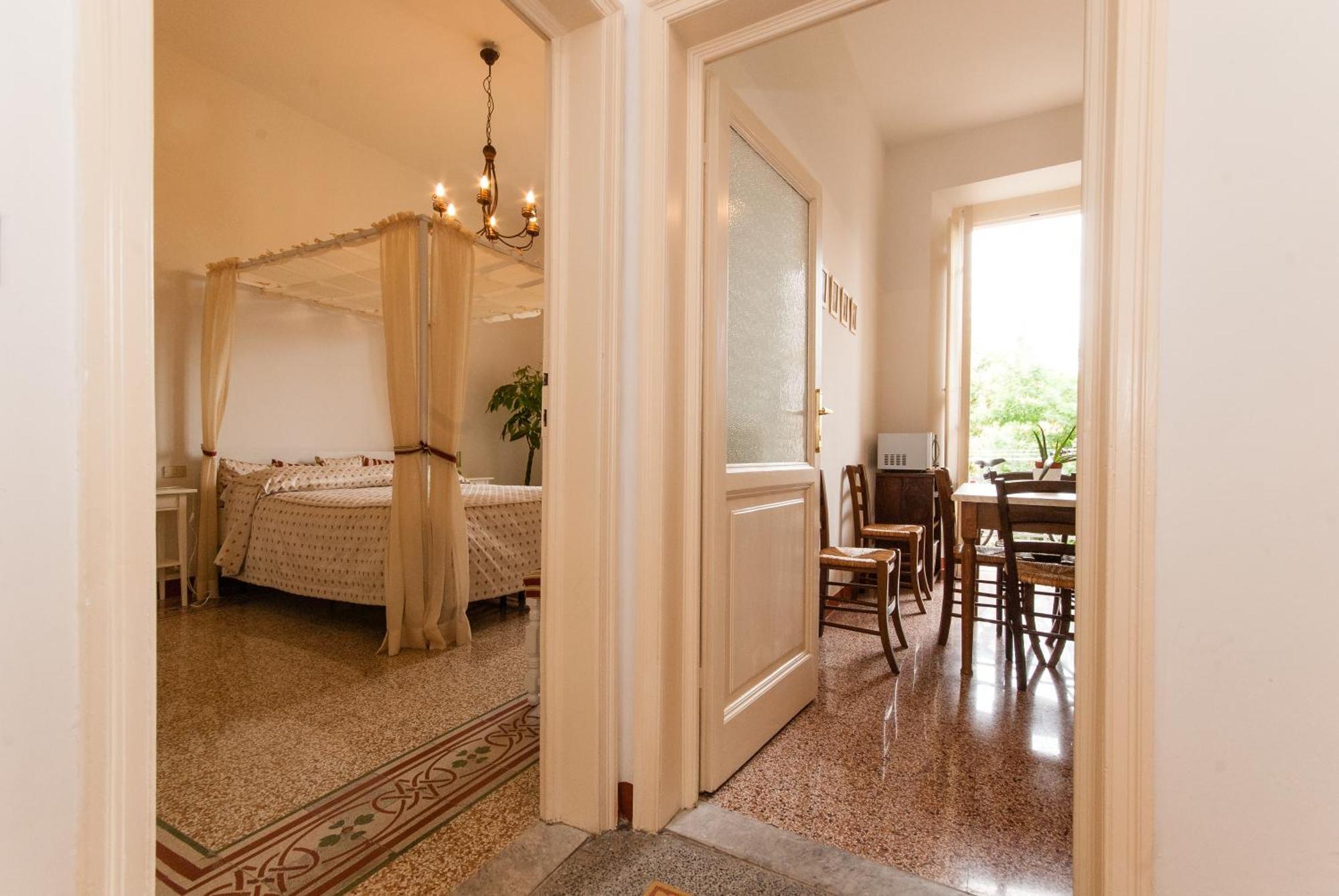 Oltrarno Apartments Florence Bilik gambar